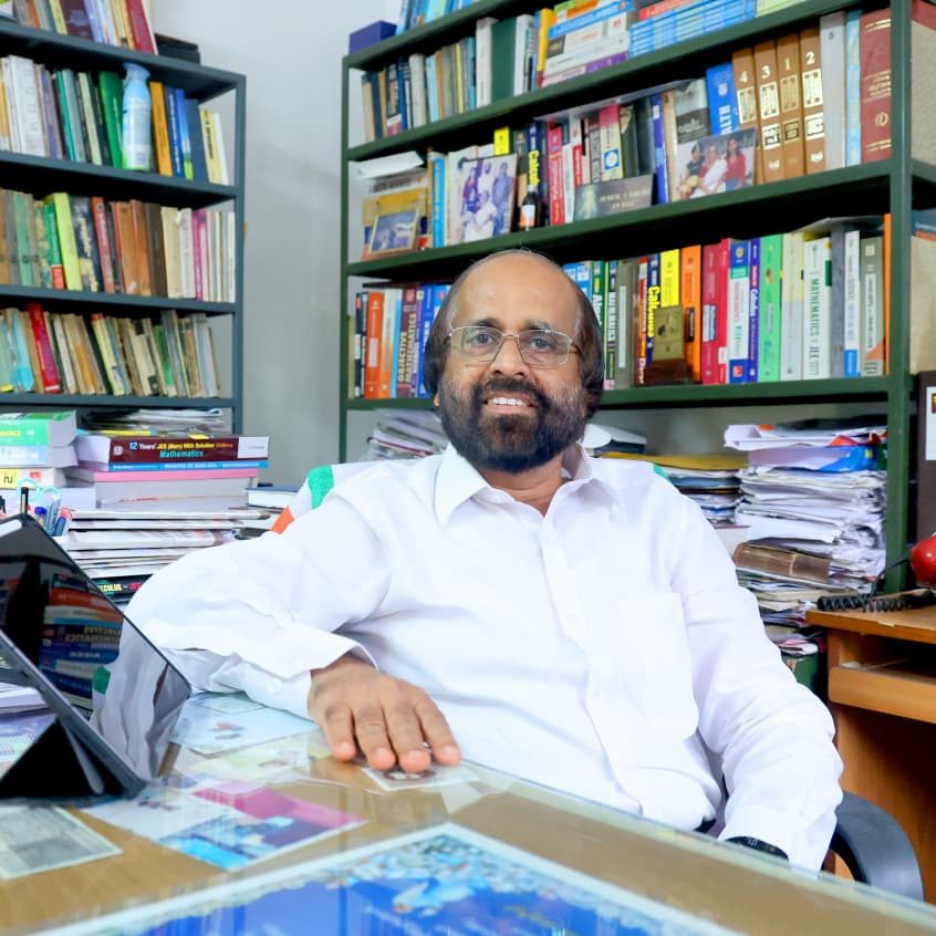 Prof. Roy Thomas
